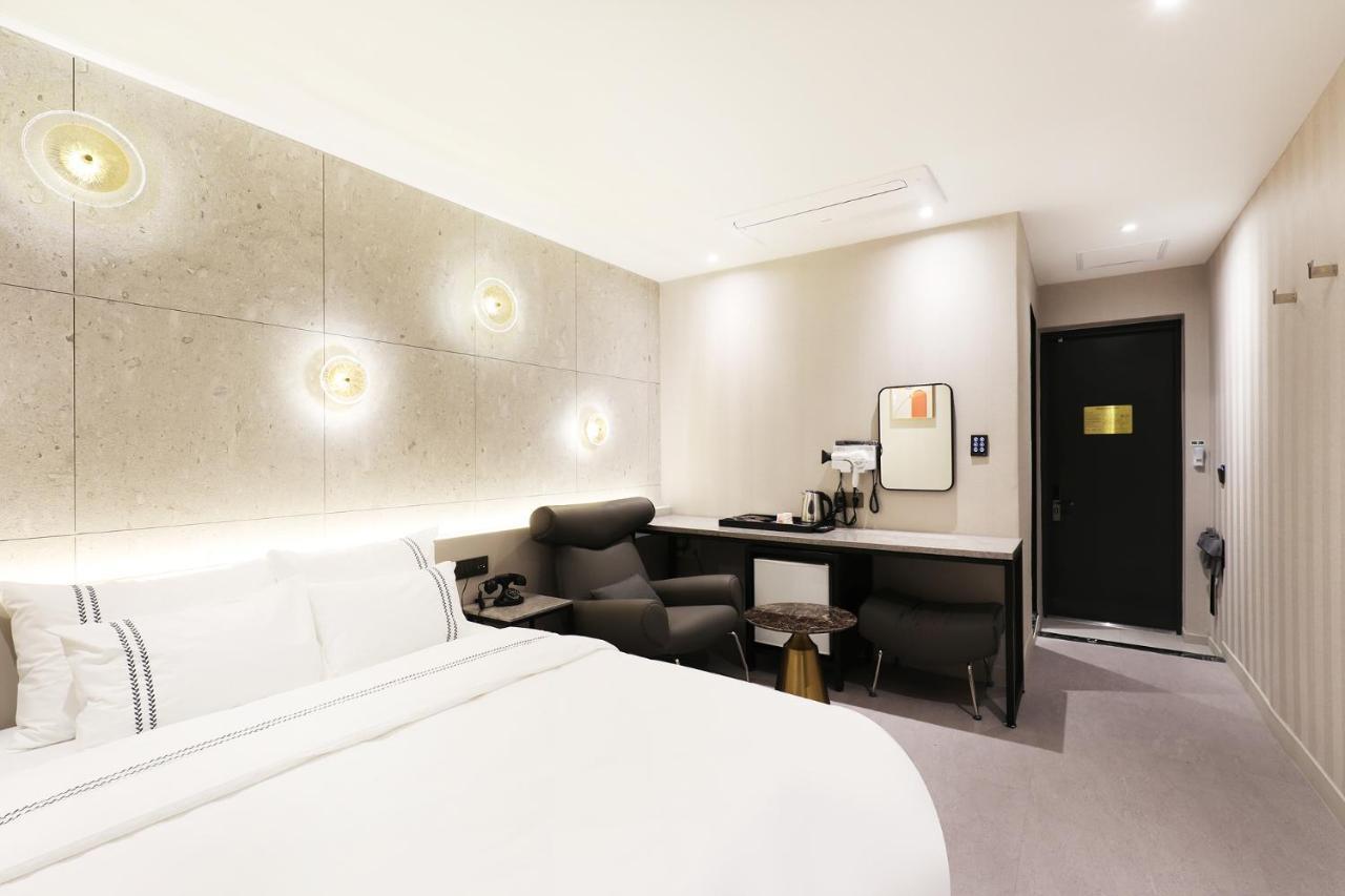 Mari Hotel Chungju Luaran gambar