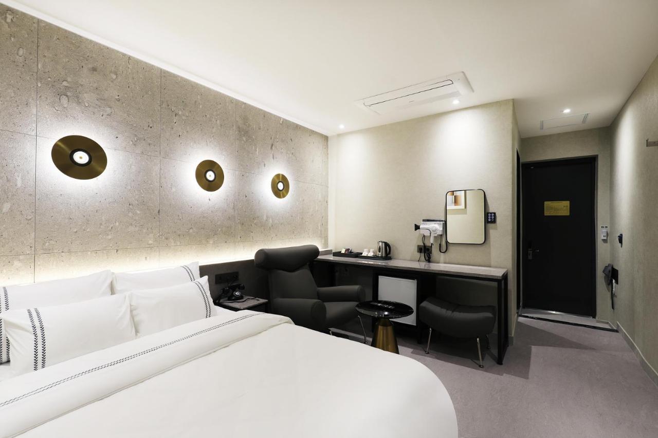 Mari Hotel Chungju Luaran gambar